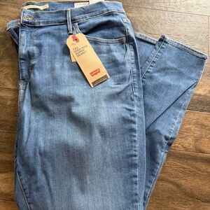 Levi's Women's Light Blue High-Rise Skinny Jeans